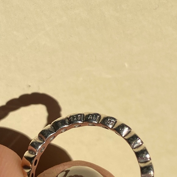 PANDORA Alluring Petite Brilliant ring - Picture 2 of 3